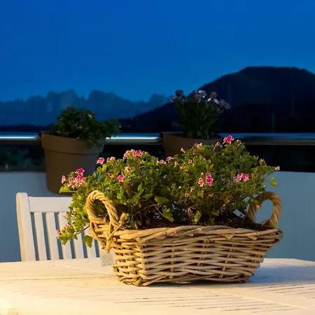 Montserrat Apartment Callus